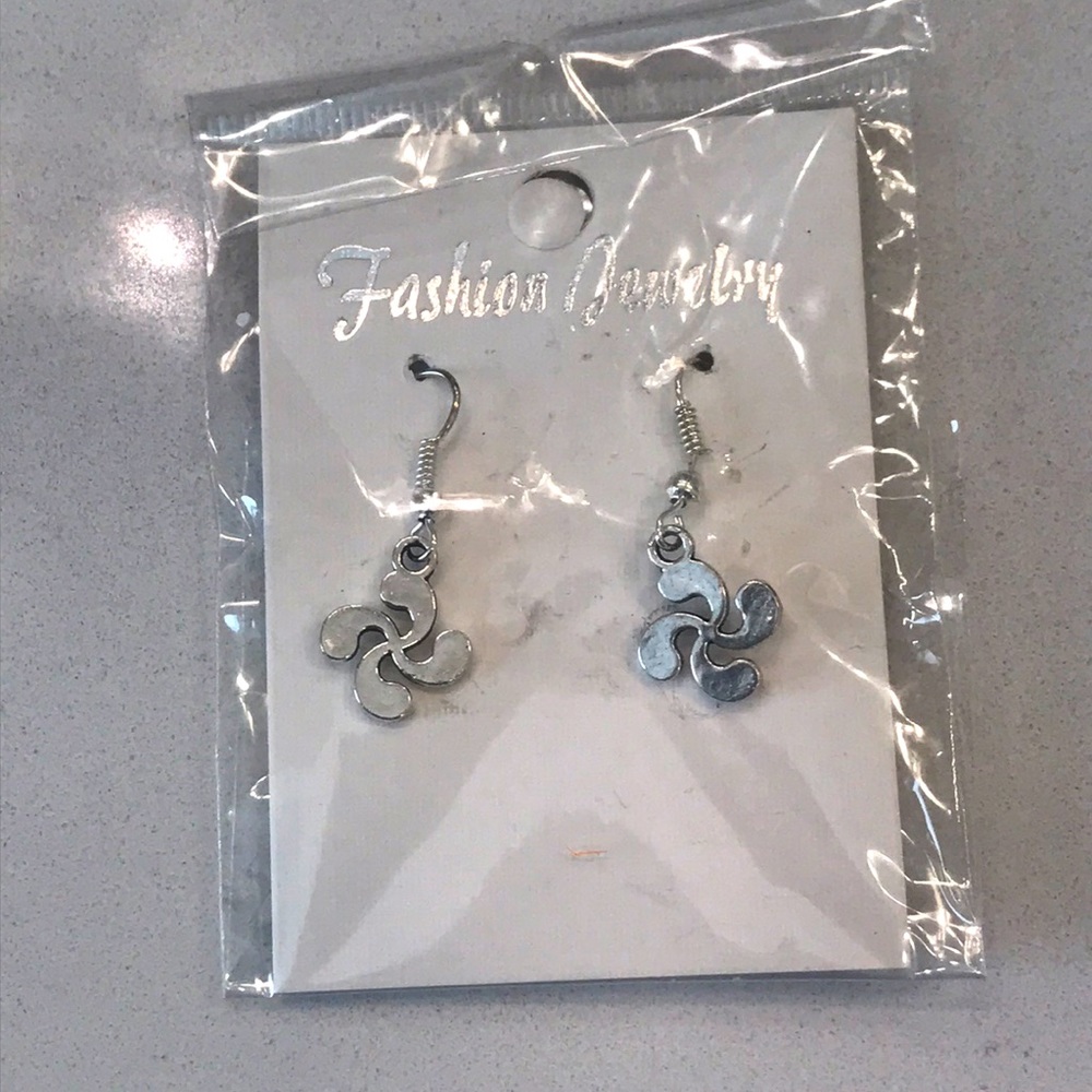 Fashion Jewelry silver earrings